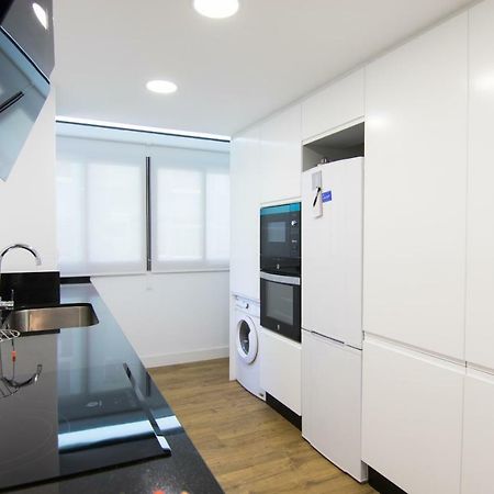 Homeforguest Stylish And Modern Apartment Overlooking Las Canteras Las Palmas de Gran Canaria Exterior photo